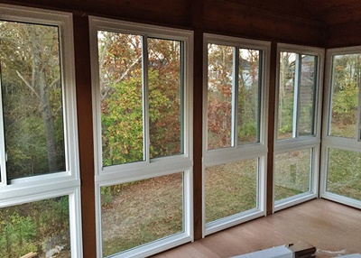 windows-on-exterior-deck